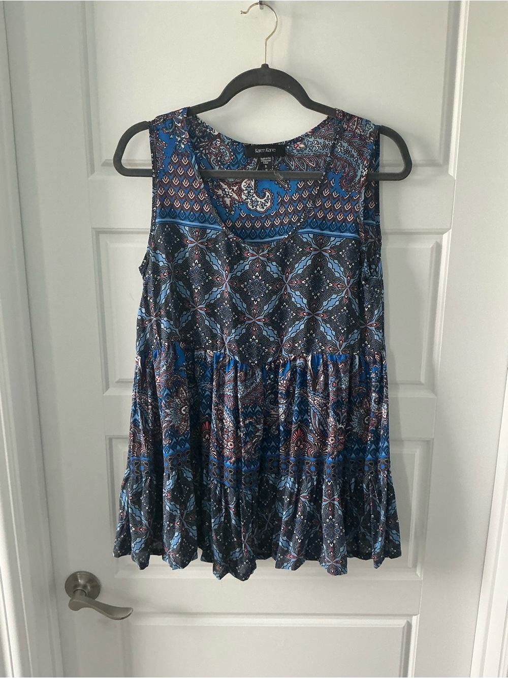 Karen Kane Blue Paisley Sleeveless Tiered Boho Top